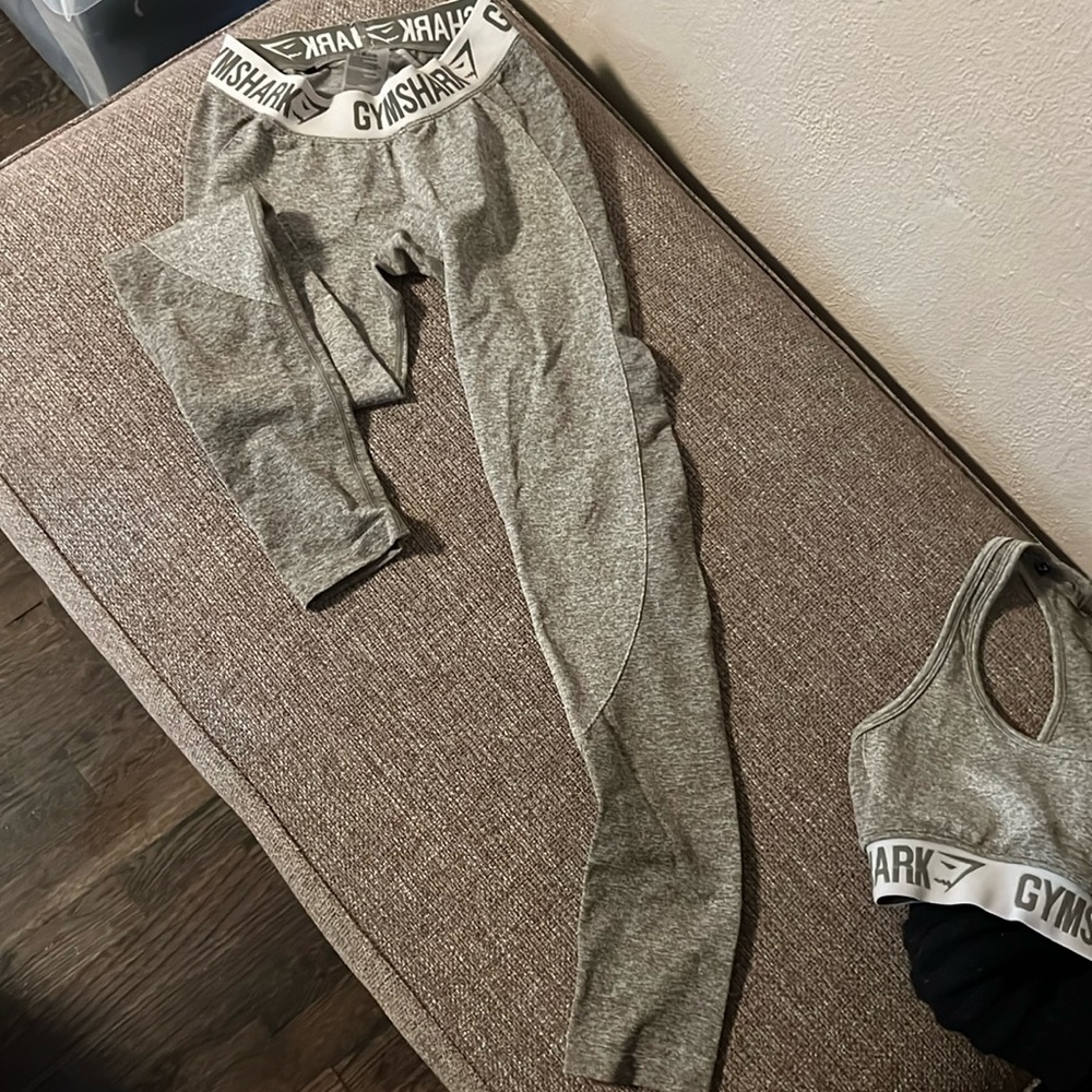 Army Green Heathered Gym Shark Leggings